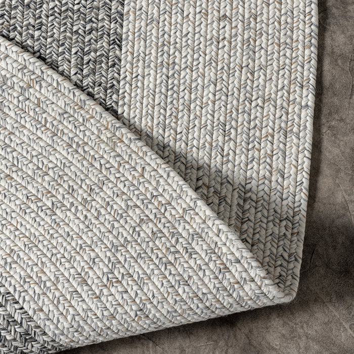 Highland Dunes Buckwalter Machine Braided Gray Indoor/Outdoor Rug